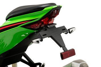 Тримач номерного знака сумісний з KAWASAKI ZX-4R NINJA 24' зі світлодіодним підсвічуванням, чорний Puig 21836n