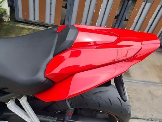 Чохол на пасажирське сидіння Honda CBR/CB 650 R 24-26, червоний