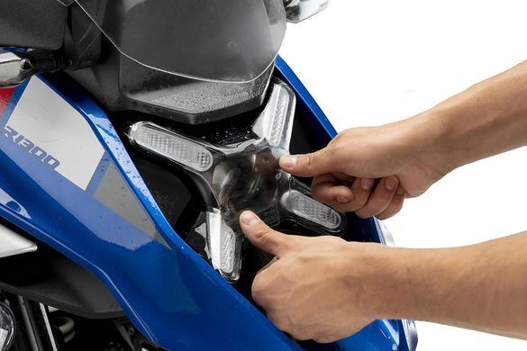 Захисна плівка на фару Puig для BMW R1300GS TRIPLE BLACK 2023-2026 прозорий 21854W
