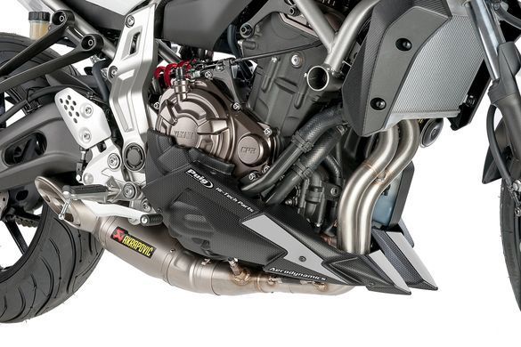 Спойлер двигателя Puig для YAMAHA TRACER 700 2018-2019 под карбон 7022C
