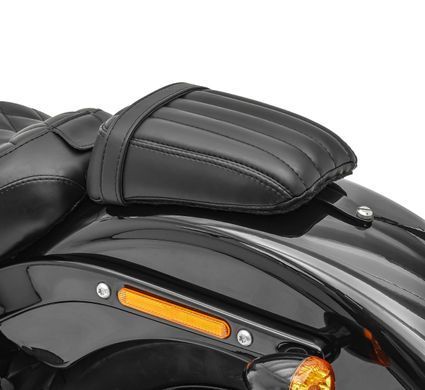 Сидіння для пасажира Harley Davidson Softail Slim 18-22 Craftride Stripe