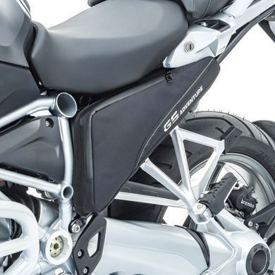 Комплект сумок на раму, сумісний із BMW R 1200 GS 04-18 Bagtecs BF3 Пара, чорний DPLB3