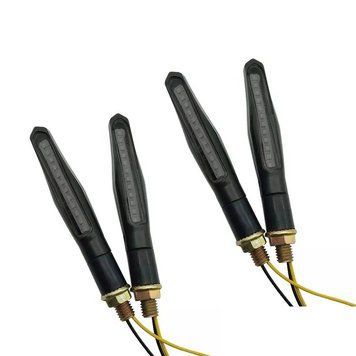 Комплект из 2 светодиодных поворотников для мотоцикла Lumitecs RV68, 2 штуки, тонированные в черный цвет.