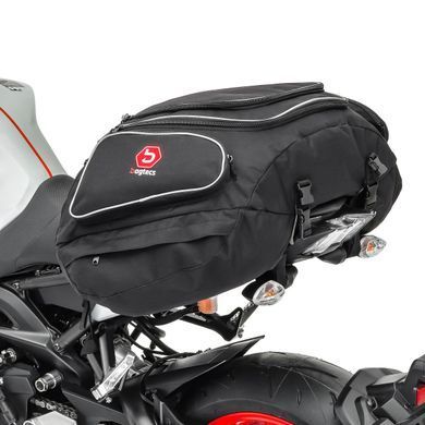Задняя сумка, совместимая с Ducati Monster 821 Bagtecs X50 50Ltr черного цвета